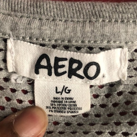 Aeropostale Perforated Crew Neck Shirt - Picture 3 of 5